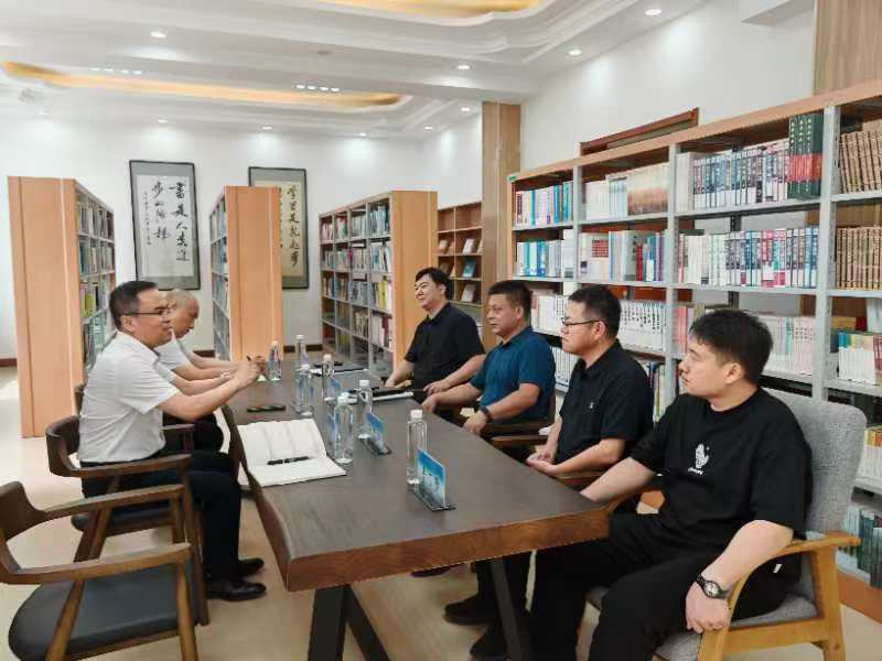 【大讨论】44118太阳成城集团到伊春森工集团走访调研